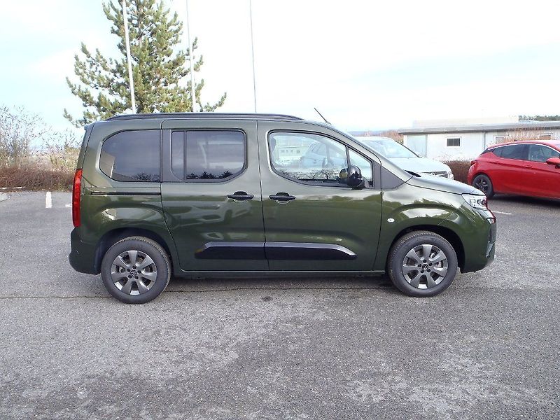 Opel Combo Life Elegance Plus 1.5 CDTI - fotka 4 z 29