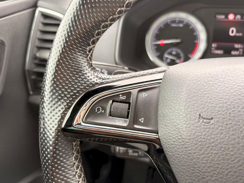 Škoda Karoq (2019) TDI 110 kW DSG Sportline - taž - fotka 27 z 33