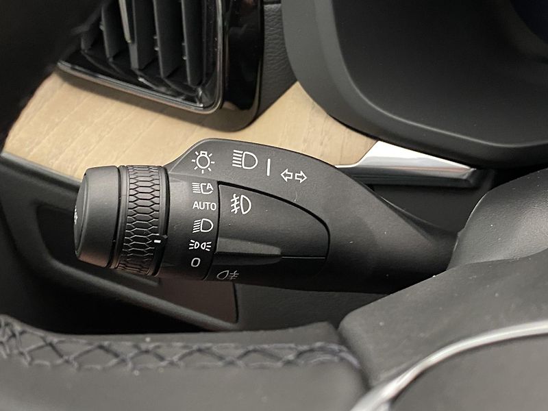 Volvo XC60 B5 AWD ULTRA CZ 1.maj - fotka 27 z 52