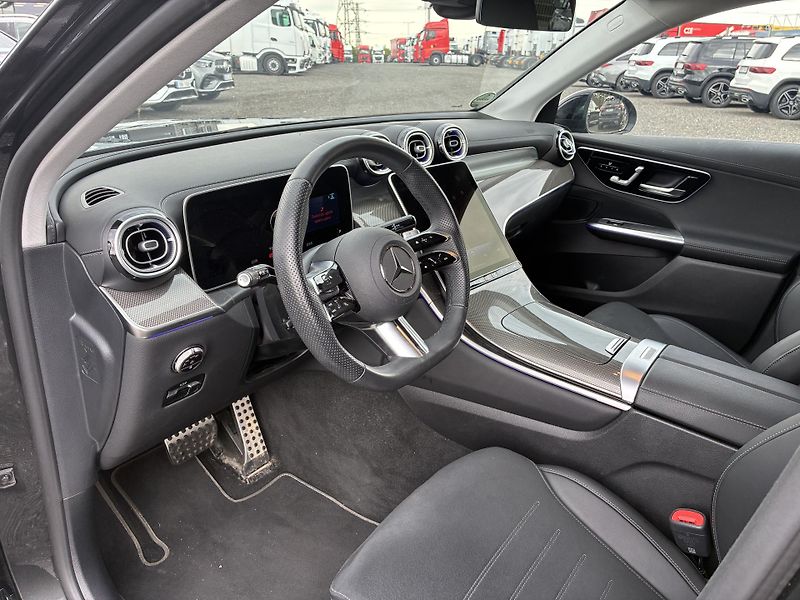 Mercedes-Benz GLC (2025) 300de 4MATIC - fotka 9 z 14