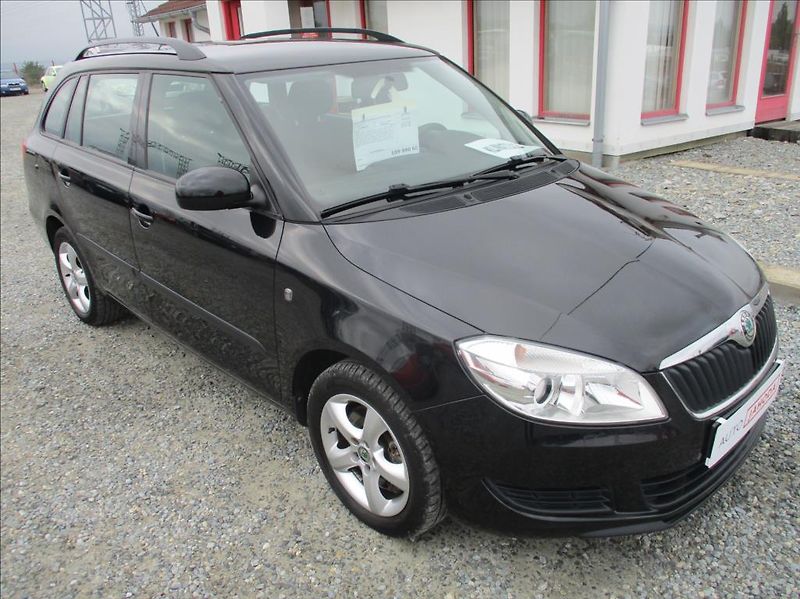 Škoda Fabia 1,2 TSI, aut.klima,serv.kniha, - fotografie inzerátu