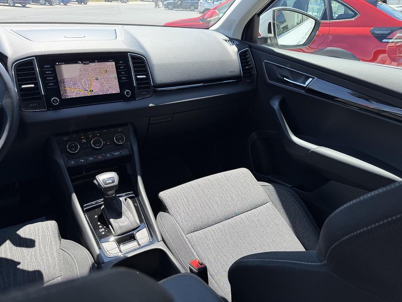 Škoda Karoq 1,5 TSi/110kW DSG - STYLE,TZ,. - fotka 53 z 88