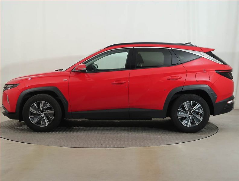 Hyundai Tucson (2022) 1.6 T-GDI - fotka 3 z 14