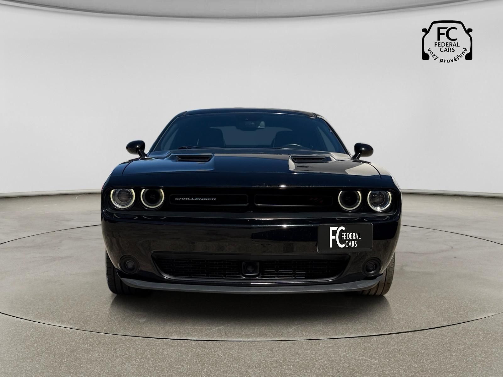 Dodge Challenger RT 5.7 Hemi