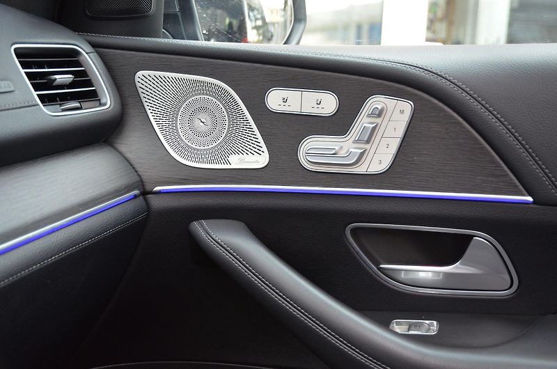 Mercedes-Benz GLE (2022) Coupe 400d AMG 243kW / ČR  - fotka 33 z 50