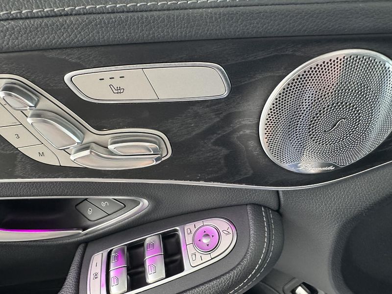 Mercedes-Benz Třídy C (2019) C200 4M AMG LED PANORAMA - fotka 17 z 29