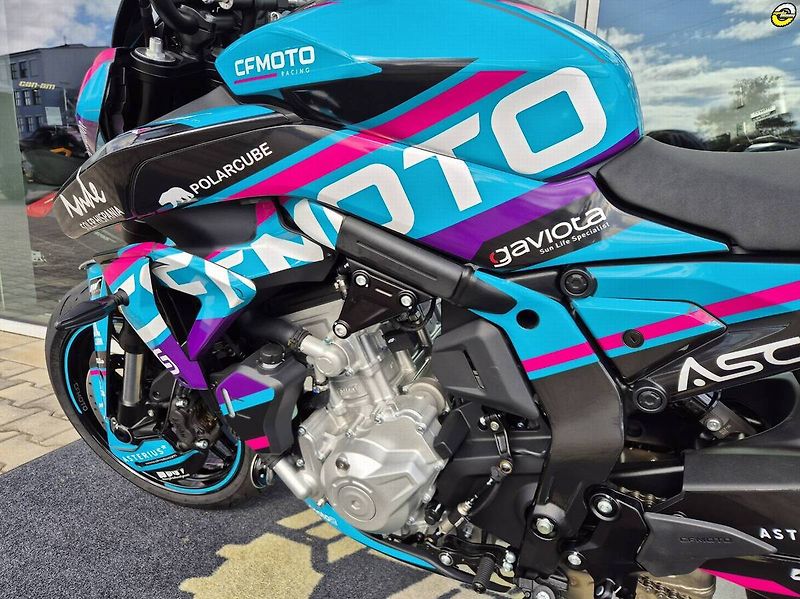 CFMOTO (2026) 675 NK GP edition - fotka 11 z 18
