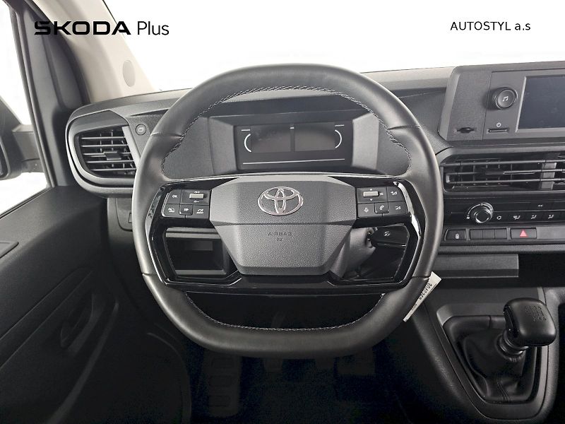 Toyota ProAce Verso (2024) 2.0D 140k L2 Combi 8 míst - fotka 5 z 27