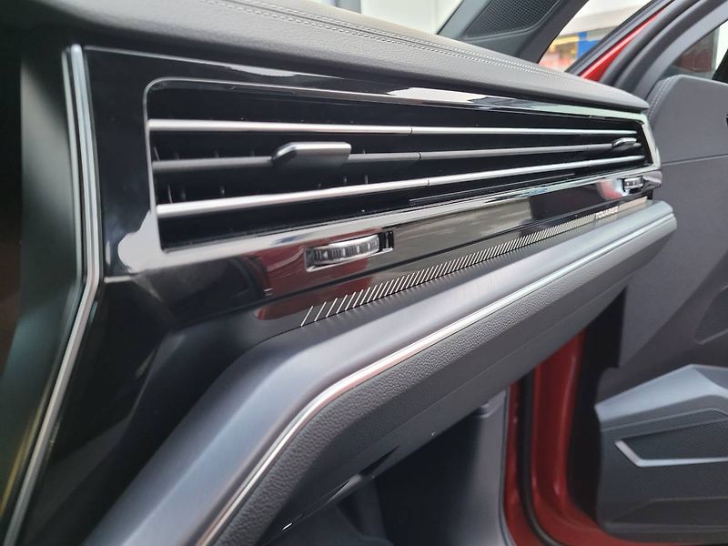 Volkswagen Touareg Final Edition R-Line  3,0 TDI - fotka 45 z 64