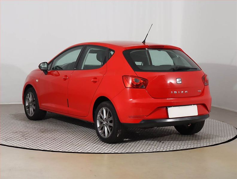 Seat Ibiza (2015) 1.2 TSI, Serv.kniha, Tempomat - fotka 4 z 16