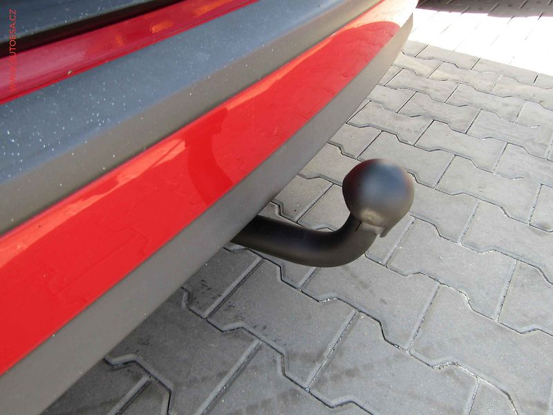 Ford Focus (2007) 1.6i, AC, výhřev sed - fotka 19 z 20