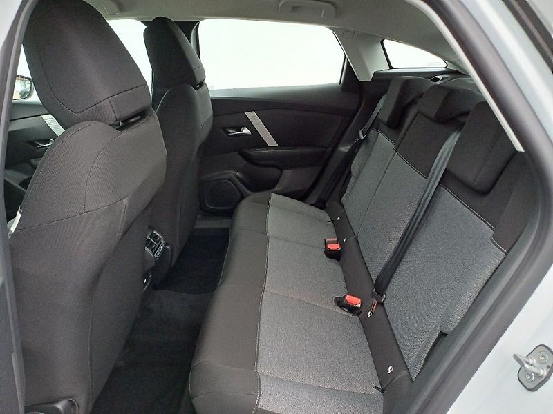 Citroën C4 YOU Hybrid 110k Automatic - fotka 18 z 35