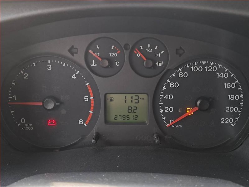 Ford Transit (2011) 2.2 TDCi, Bus, 9Míst - fotka 11 z 16