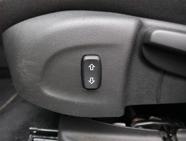 Opel Astra (2020) 1.2 Turbo, Serv.kniha, Kůže - fotka 22 z 22