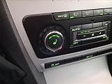 Škoda Octavia (2011) 2.0 TDI, jezdí dobře, Tempomat - náhled 19