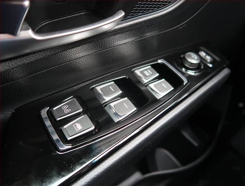 SsangYong Korando (2022) 1.5 T-GDI, Automat, ČR,1.maj - fotka 17 z 18