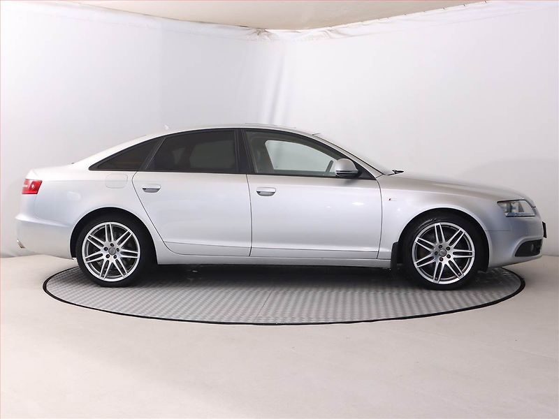 Audi A6 (2010) 3.0 TDI, 4X4, Automat, Xenony - fotka 6 z 19