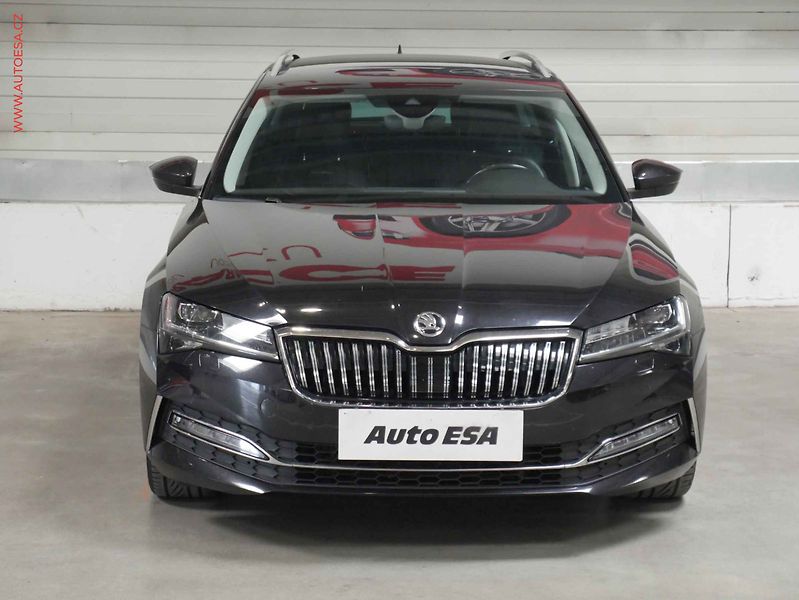 Škoda Superb (2020) 2.0 TDi, L&K, DSG - fotka 2 z 23