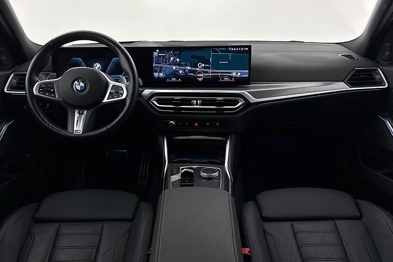 BMW Řada 3 řady 3 | 320d xDrive - fotka 8 z 26