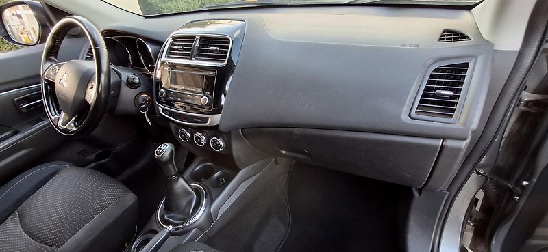 Mitsubishi ASX 1.6 MIVEC 86 kw - fotka 29 z 44