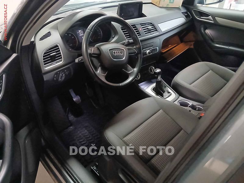 Audi Q3 (2012) 2.0 TSi Quattro, servis.kniha - fotka 3 z 3