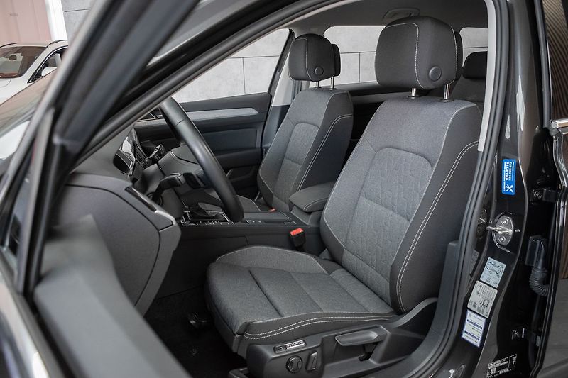 Volkswagen Passat 1.5 TSI DSG*BUSINESS*DPH*ČR 1M - fotka 10 z 40