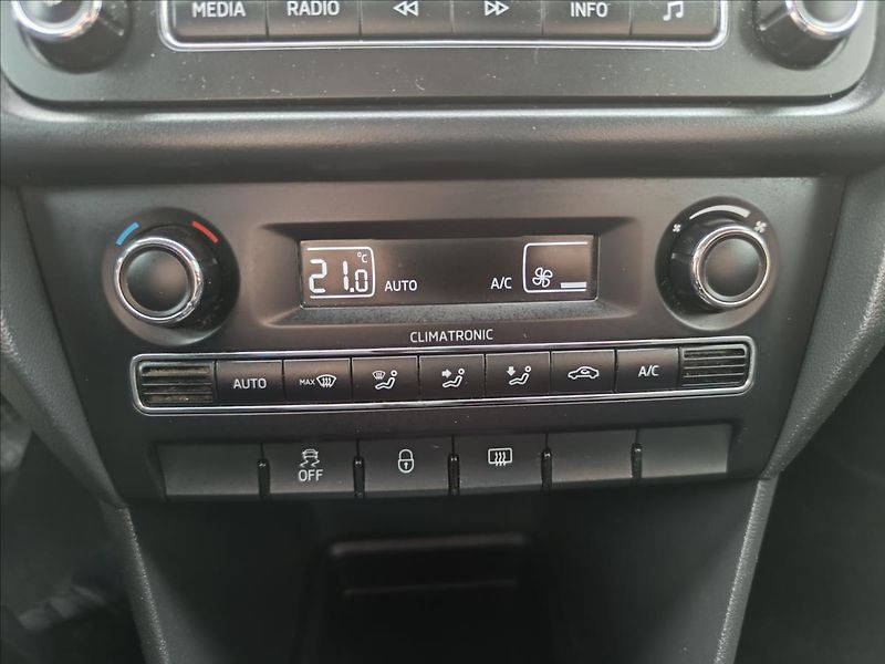 Škoda Rapid 1,2 TSi Ambition - fotka 16 z 17