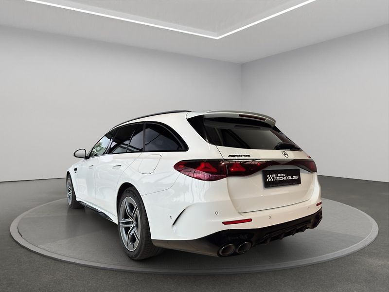 Mercedes-Benz Třídy E (2025) Mercedes-AMG E 53 HYBRID 4MATI - fotka 5 z 25