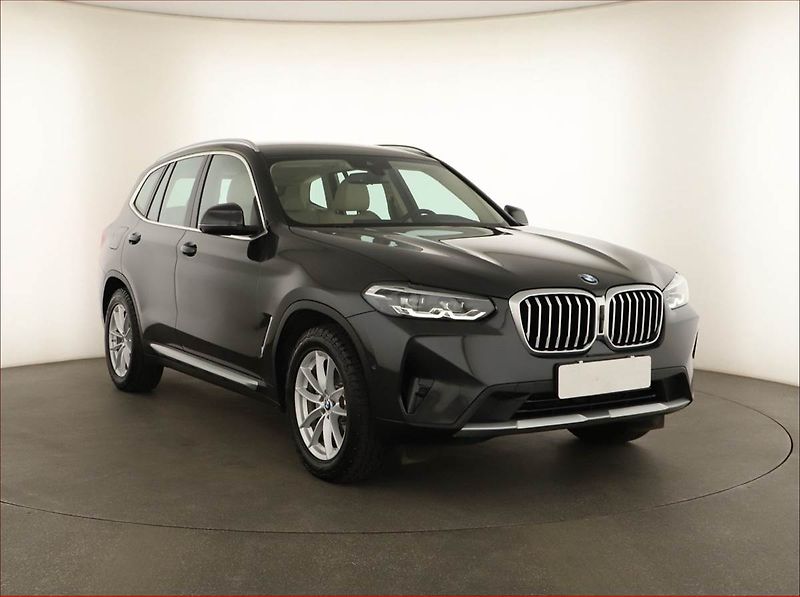BMW X3 (2023) xDrive20d - fotografie inzerátu