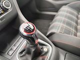 Volkswagen Golf 2.0 TSi/155kW GTI ČR 1.Maj. - náhled 18