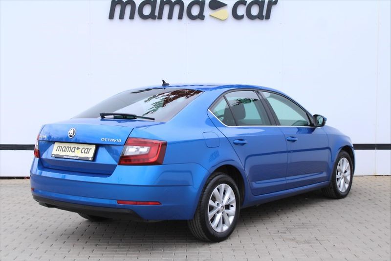 Škoda Octavia 2.0TDI 110kW DSG STYLE ČR - fotka 7 z 26