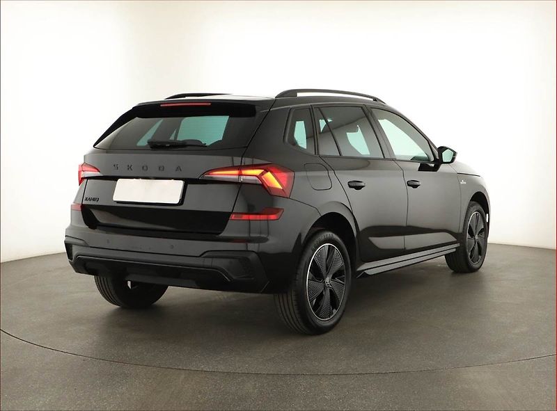 Škoda Kamiq (2026) 1.0 TSI, MONTE CARLO, AUTOMAT - fotka 5 z 17