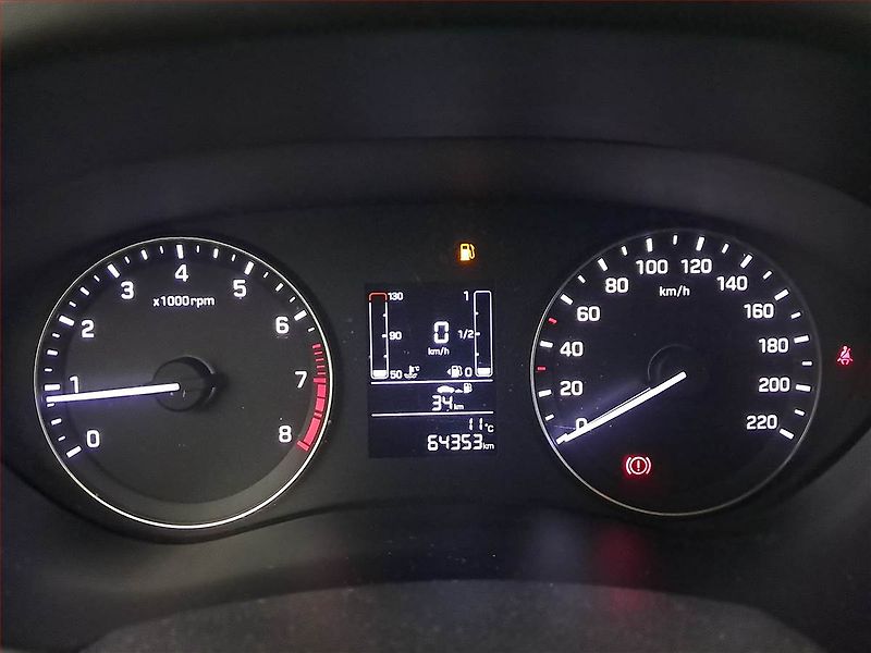 Hyundai i20 (2017) 1.2, Serv.kniha, Park. senzory - fotka 11 z 15
