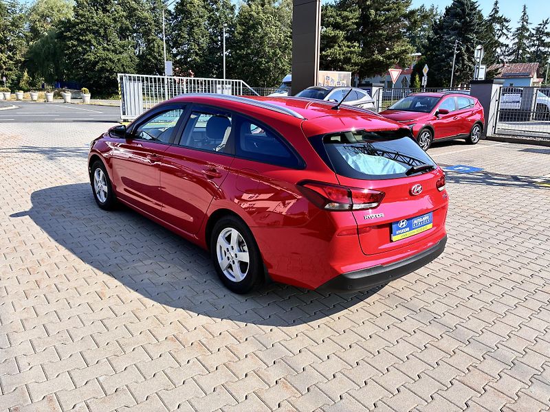 Hyundai i30 WG 1.0T-GDi 88kW REZERVACE - fotka 5 z 29