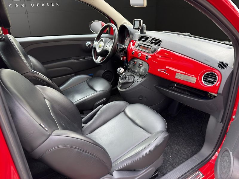 Fiat 500 (2008) - fotka 18 z 27