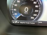Volvo XC90 B5 AWD Momentum AT8 - náhled 28