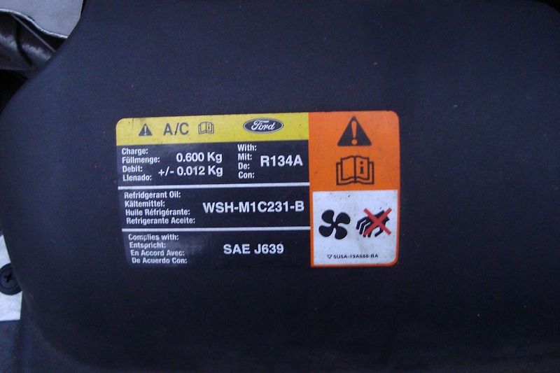 Ford Focus (2007) 1.6i,ČR,Pravid.serv.STK 5/2027 - fotka 18 z 54