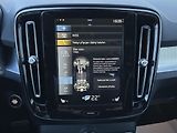 Volvo XC40 120kW T3 AUTOMAT LED KAMER DPH - náhled 27