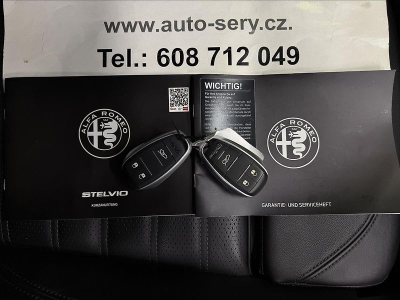 Alfa Romeo Stelvio VELOCE 206kW Q4 PANO TAŽNÉ R21 - fotka 43 z 43