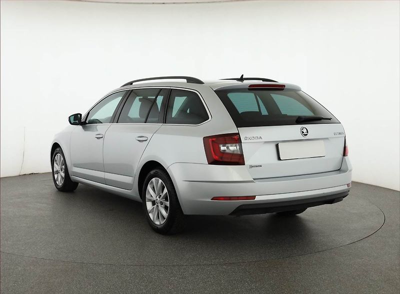 Škoda Octavia (2018) Style 2.0 TDI, Automat - fotka 4 z 19