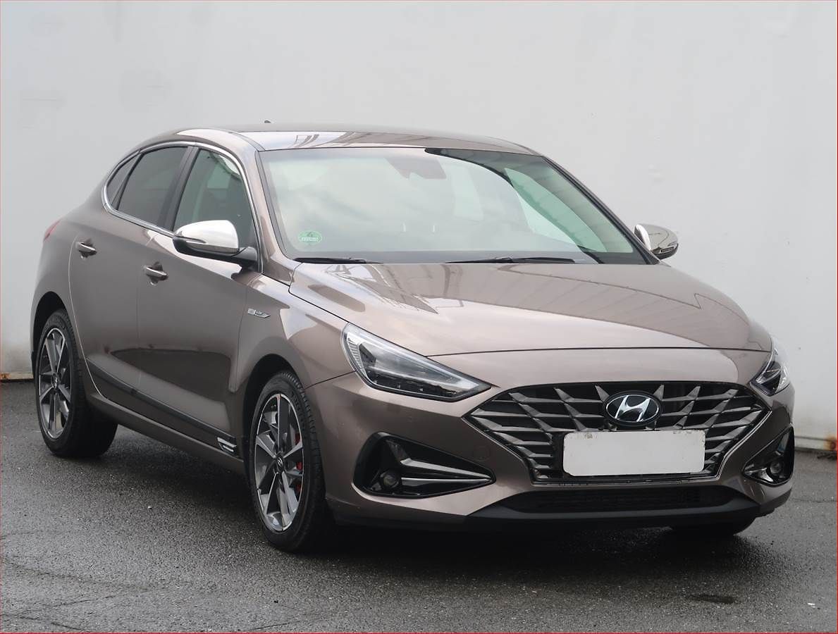 Hyundai i30 1.6 CRDi MHEV, Serv.kniha