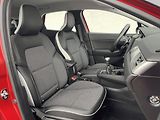 Renault Captur (2021) INTENS 1,3TCe 140k - náhled 8