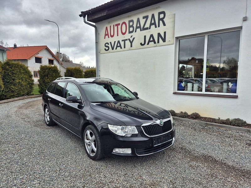 Škoda Superb (2011) 2.0 TDI Serviska Rozvody - fotka 30 z 48