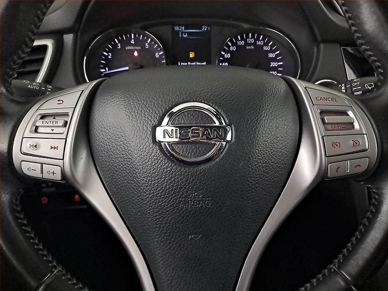 Nissan Qashqai (2017) 1.2 DIG-T, Kůže, Navi - fotka 18 z 22