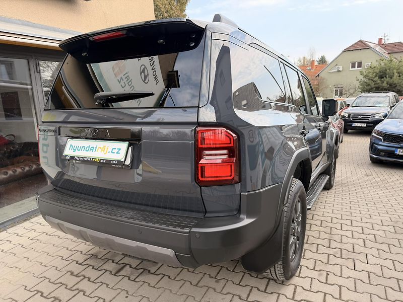 Toyota Land Cruiser 2.8-INVINCIBLE-ZÁRUKA-DPH - fotka 10 z 77