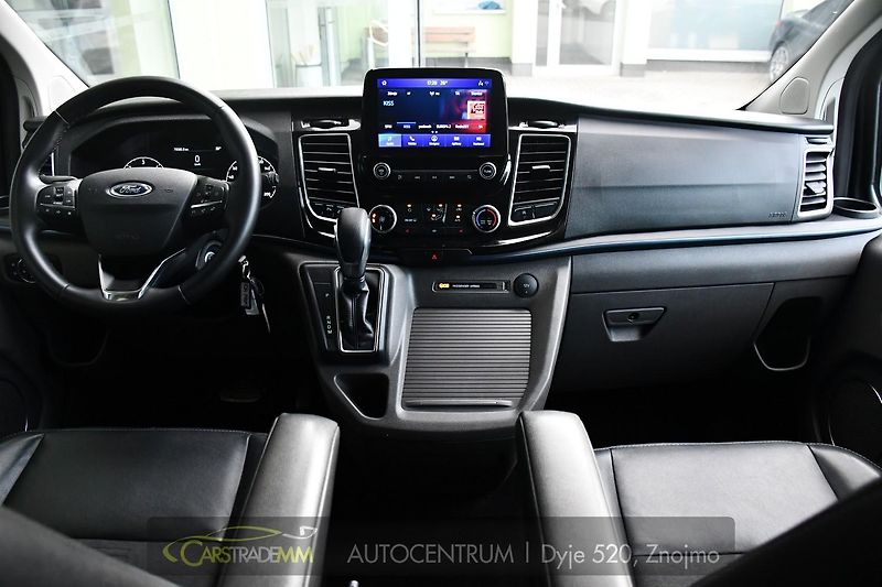 Ford Tourneo Custom 2.0EcoBlue 8MÍST ACTIVE ZÁRUKA - fotka 21 z 50