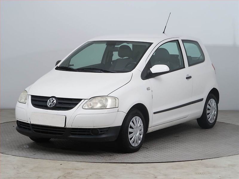 Volkswagen Fox (2010) 1.4 TDI, nová STK - fotka 2 z 12