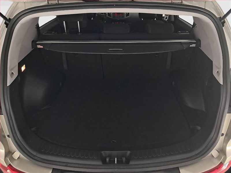 Kia Sportage (2015) 1.6 GDI, Tempomat - fotka 14 z 18