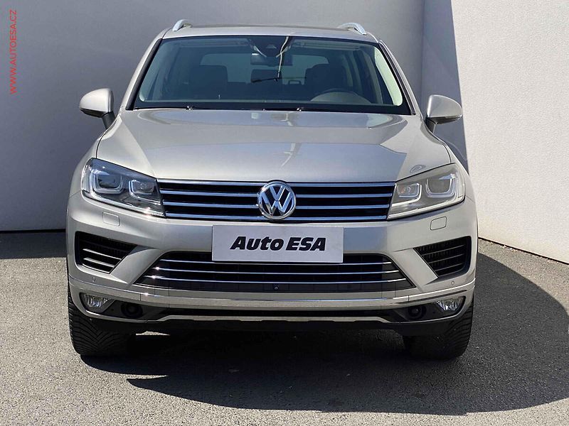 Volkswagen Touareg (2015) 3.0 TDi V6 4x4, Highline - fotka 2 z 20