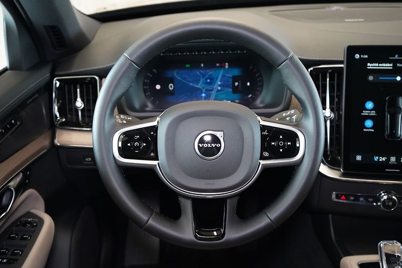 Volvo XC90 B5 PLUS Bright, Vzduch, 360° - fotka 25 z 50